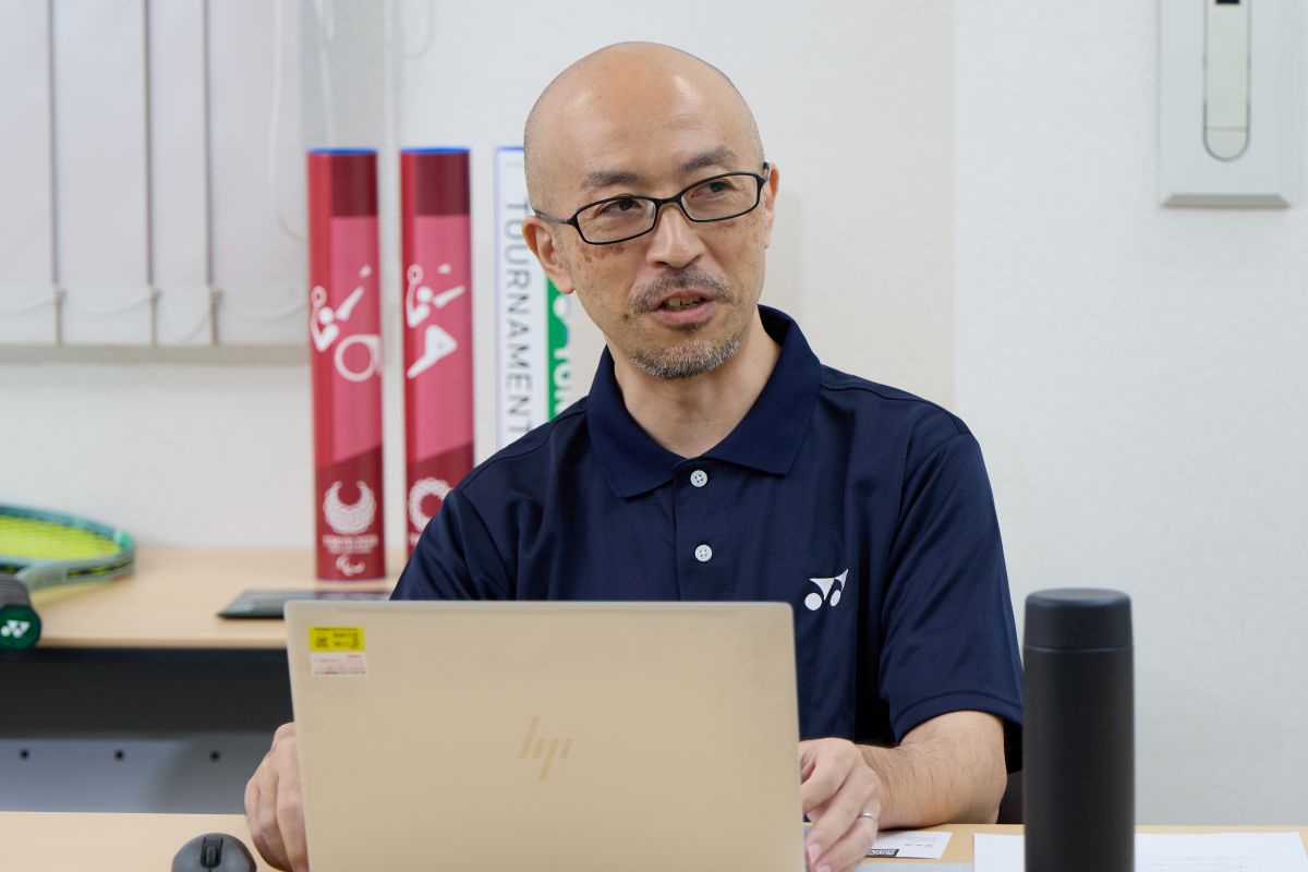 総務部 経理課 システム班 係長　江渡 謙太様（システム選定・管理を担当）